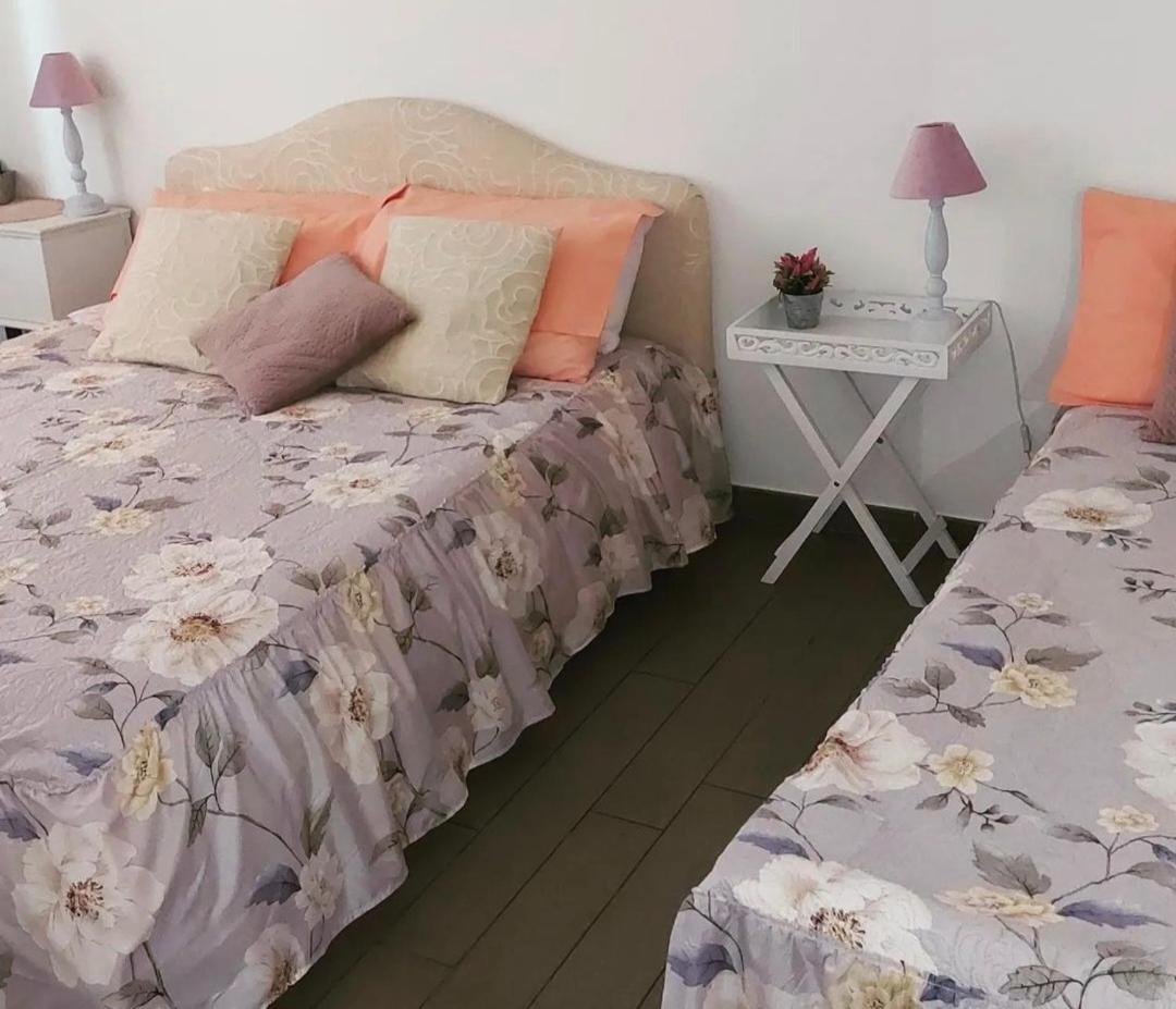 B&B La Perla Bianca 사사리 외부 사진